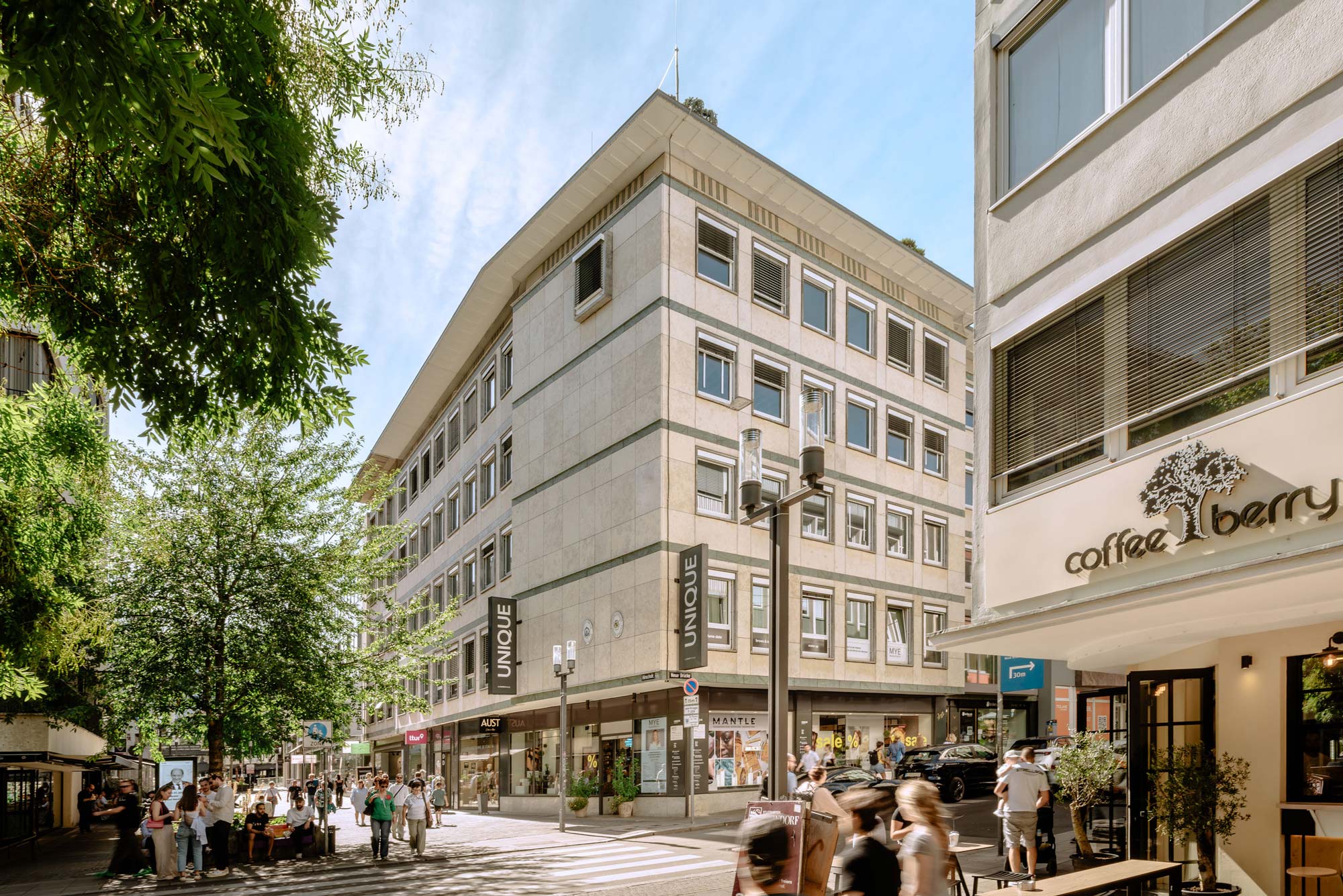 Hirschstr_Front01_260905_website